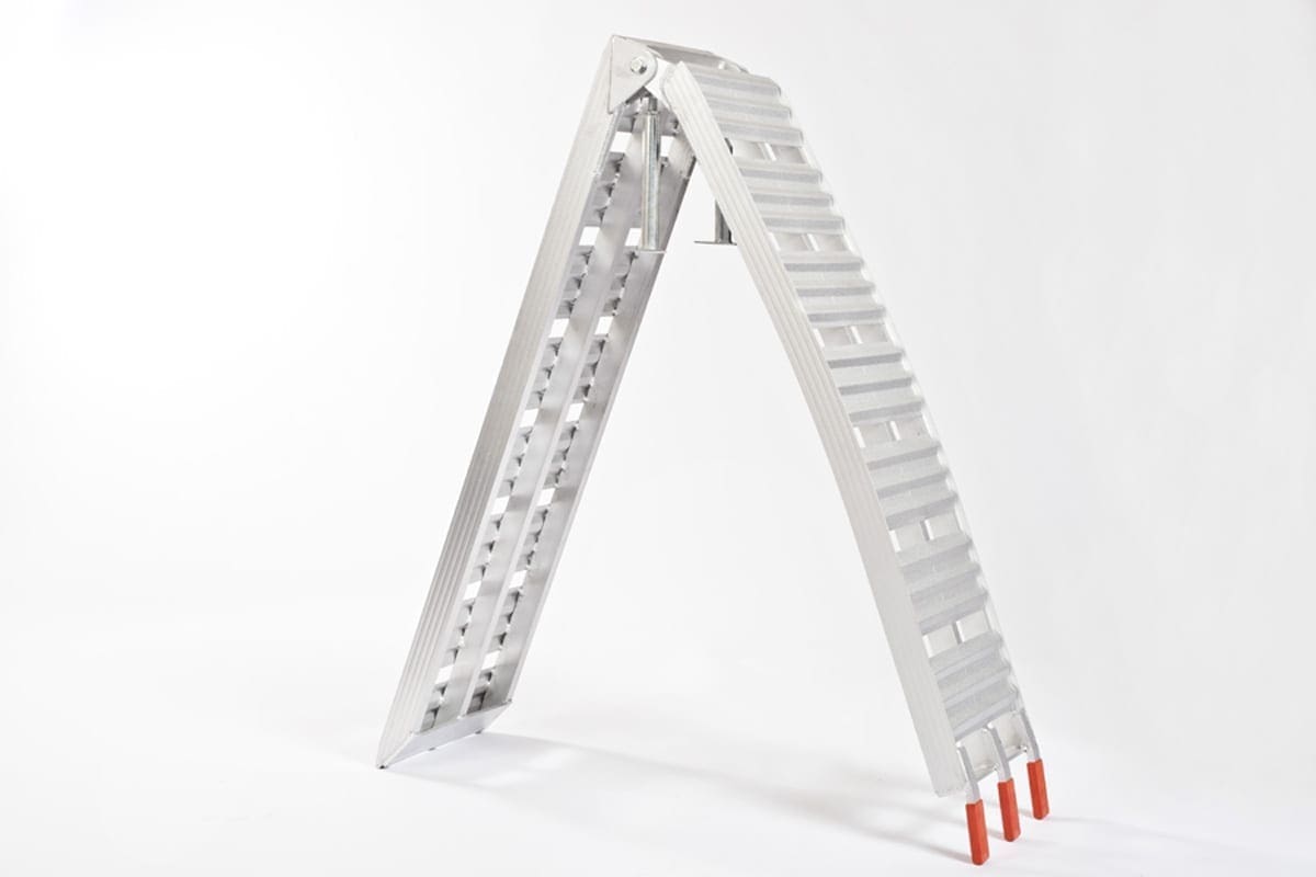 ALUMINIUM FOLDING RAMP * CAP 680KG PAIR
